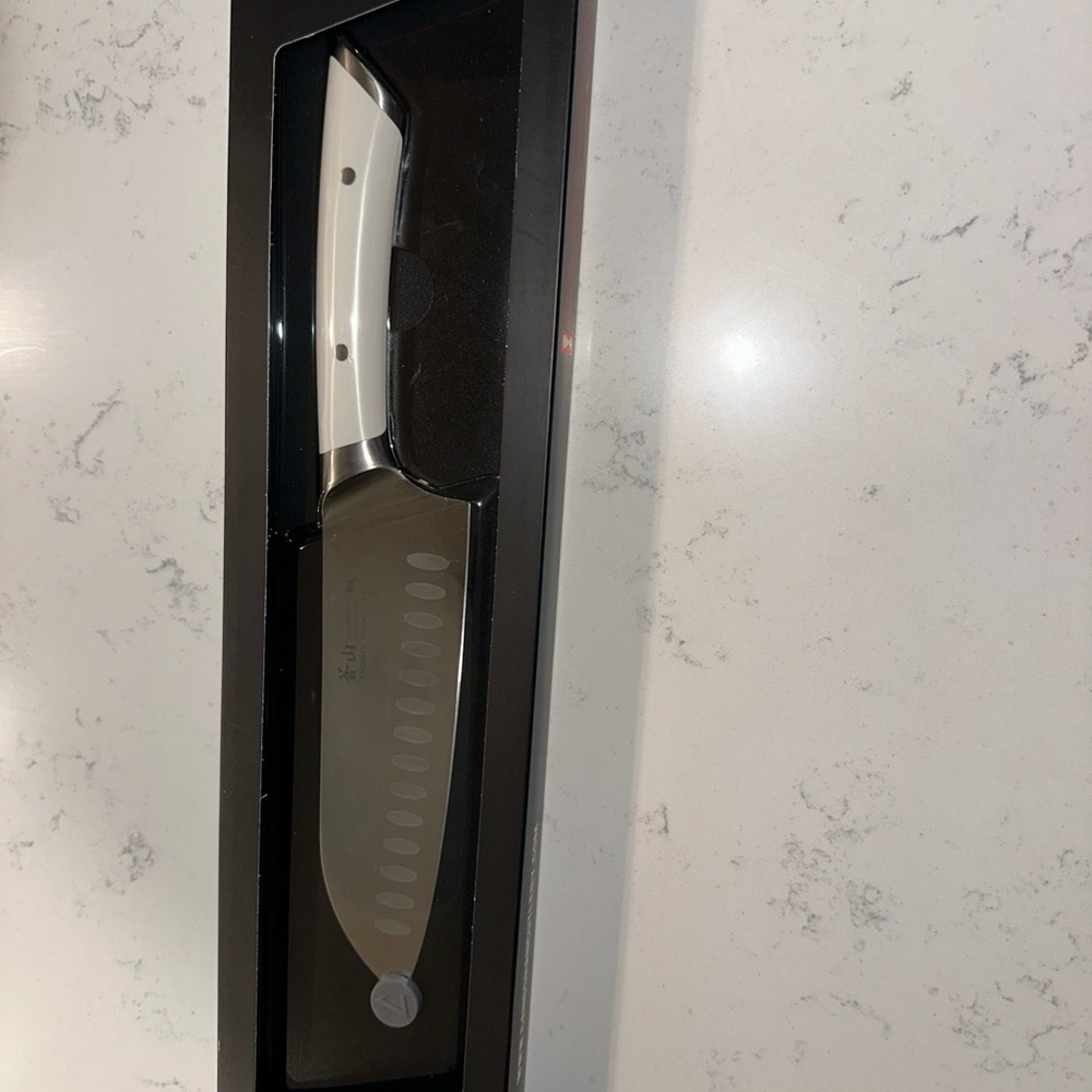 Cangshan HELENA 707.2 Series German Steel Forged Chef's Knife White 7-Inch)